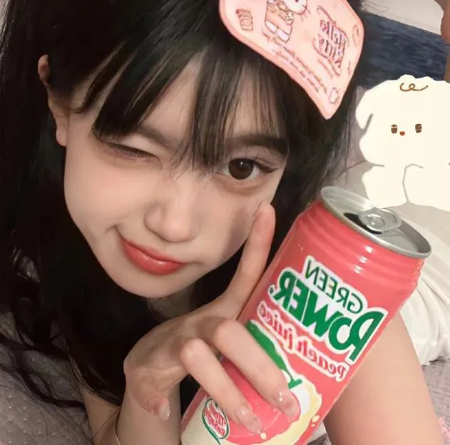 雪中的奇羊